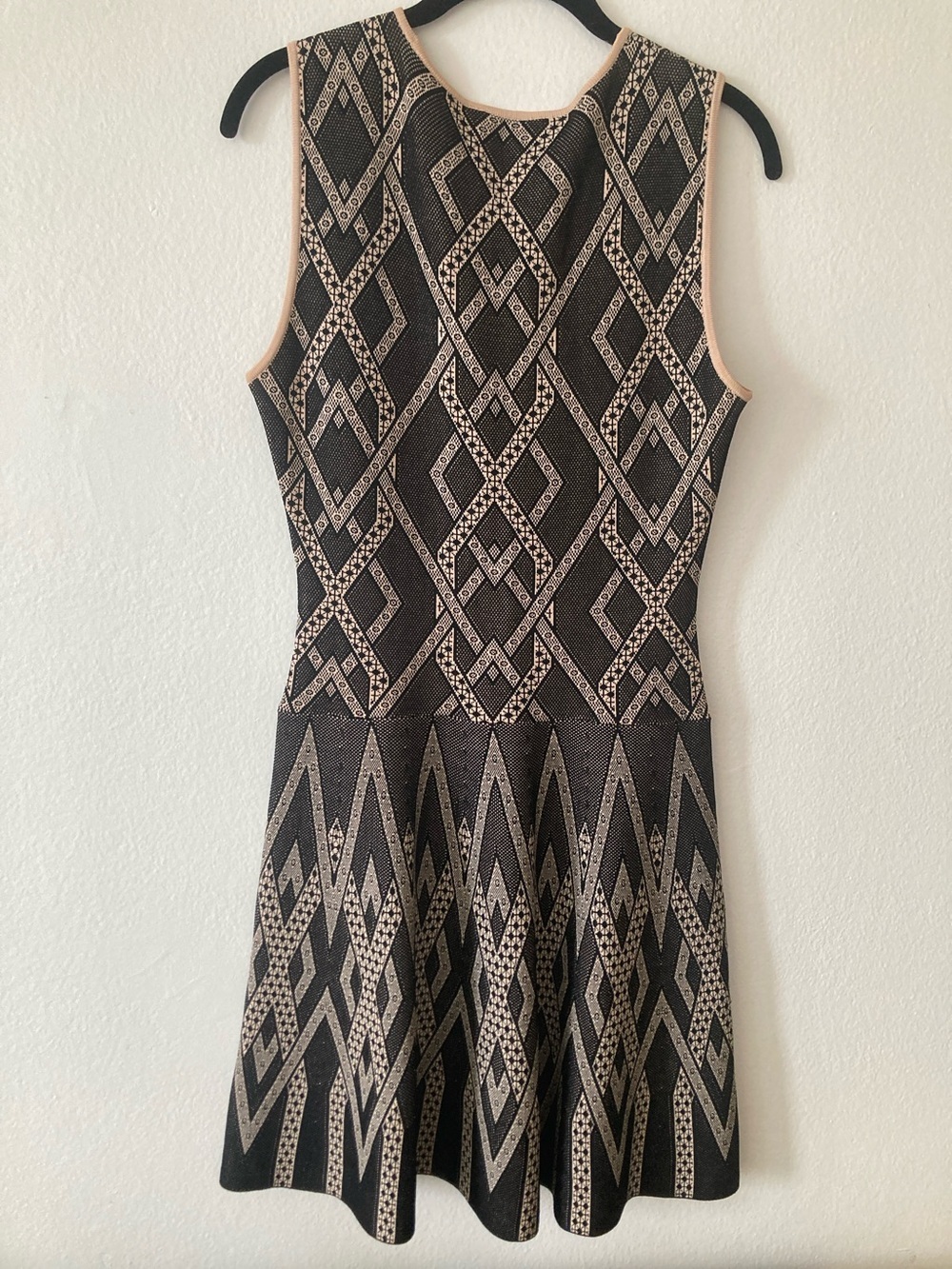 BCBGMaxAzria Black and Beige Geometric Knit Fit-and-Flare Mini Dress - Picture 4 of 6